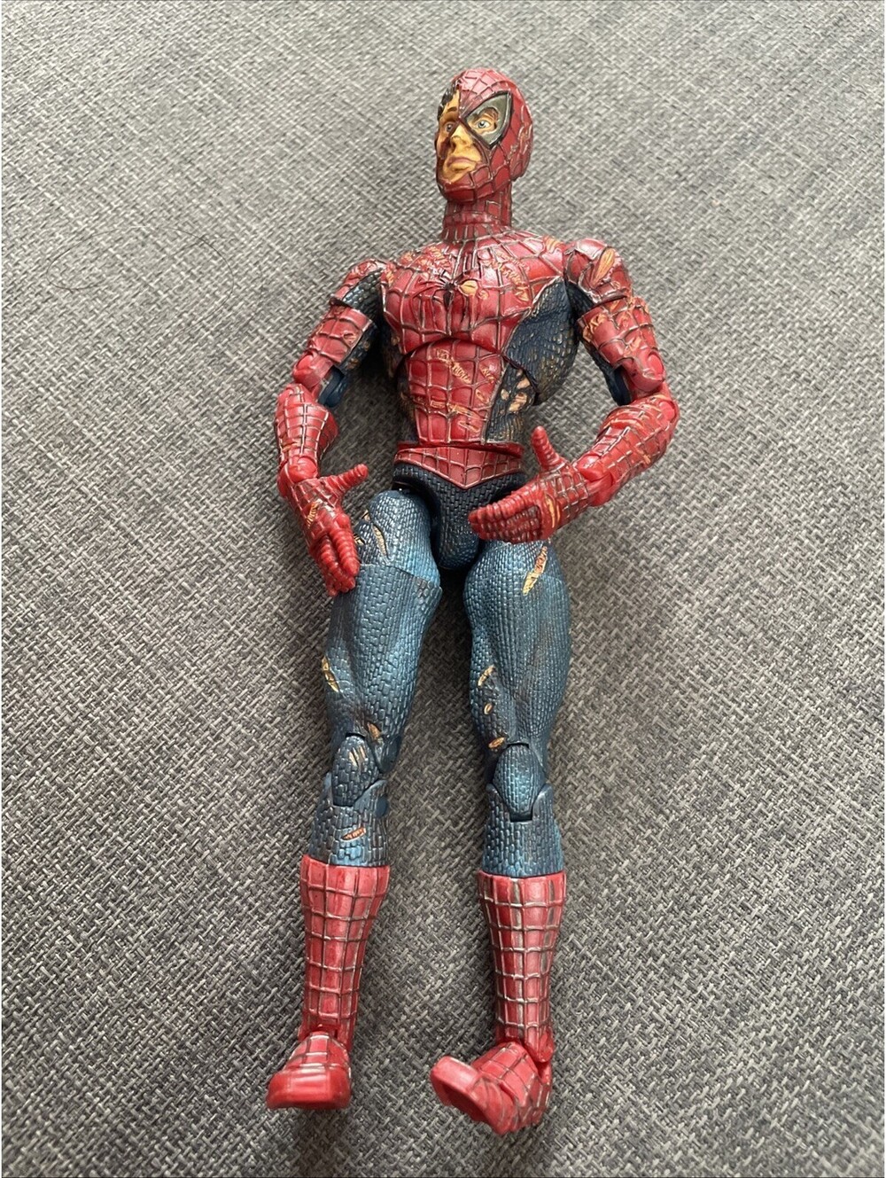 2002 Toy Biz Spider-Man Movie 6-inch Battle Ravaged Tobey Maguire Action Figure